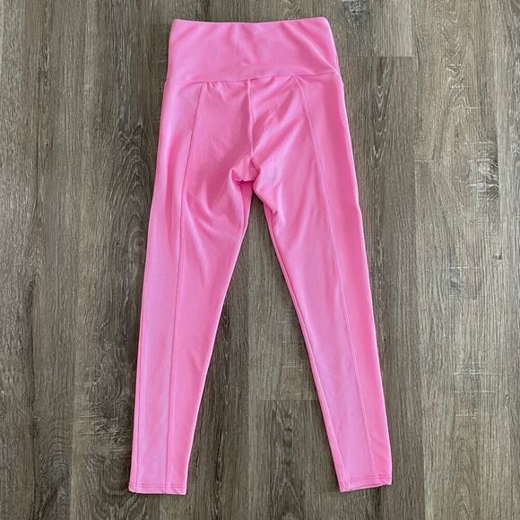 Onzie Women’s Bright Pink Rib Cropped Leggings - Size: S/M - Picture 2 of 6